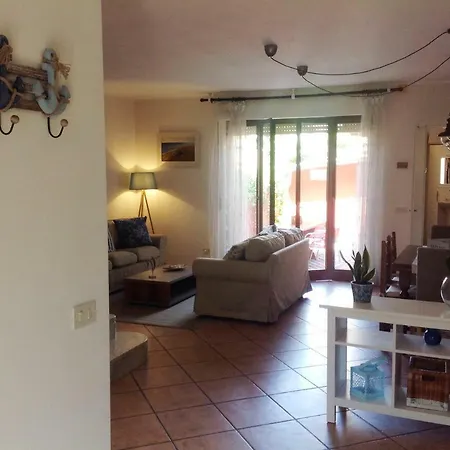 Casa Mario Dei Pini Виареджо