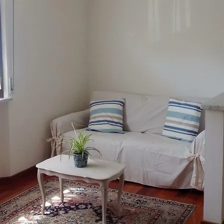 Casa Mario Dei Pini *